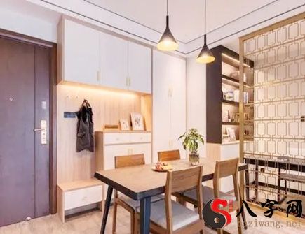 How to resolve the dining room when you see the front door