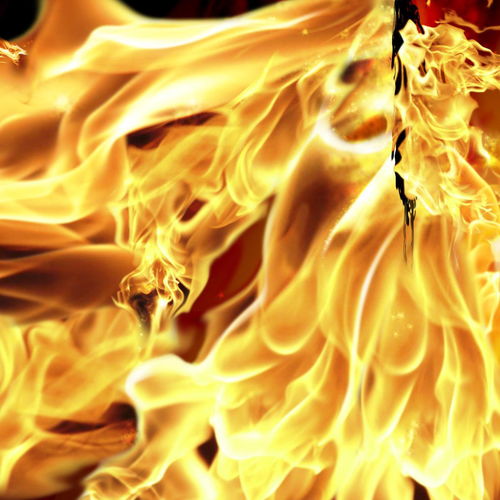 Explanation of names with fire and earth in eight characters